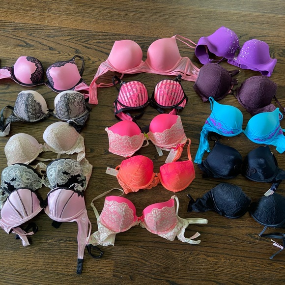 Colorful Victoria’s Secret lot 15 bras size 34B - Picture 1 of 5